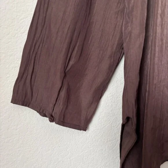 Andree by UNIT 1X Floral Embroidered Longline Sharkbite Hem Blouse Top - Picture 12 of 12